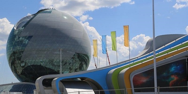 На базе ЭКСПО Казахстан планирует открыть международный центр зеленых технологий, сообщило Министерство энергетики
